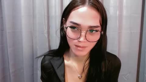 lexibabe_ online show from May 25, 6:45 am