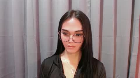 lexibabe_ online show from May 7, 9:24 am