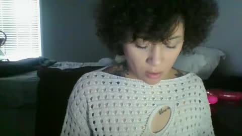 Snapshot of lexibaker96 chatting on December 16, 4:05 pm Lexi Baby online show from December 16, 4:05 pm