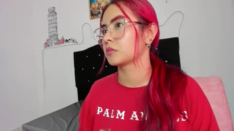 lexie__mc68 online show from December 5, 7:15 pm