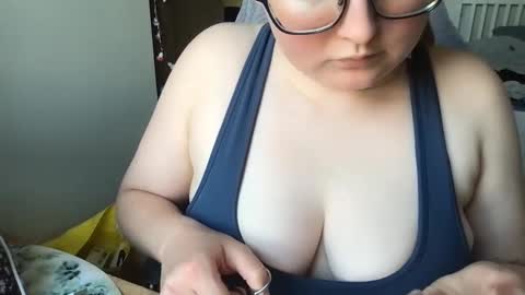 Snapshot of lexielilacs chatting on September 12, 9:22 pm lexie online show from September 12, 9:22 pm