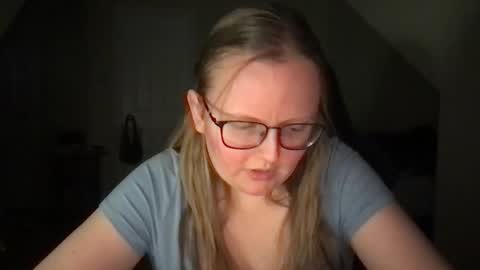 Snapshot of lexielilacs chatting on January 10, 2:14 am lexie online show from January 10, 2:14 am