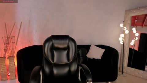 Lexie  online show from May 20, 7:00 pm