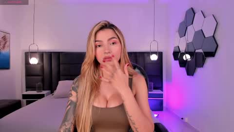 Lexie  online show from May 11, 6:27 pm