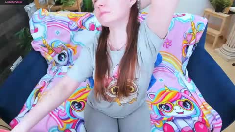 Lexi online show from May 19, 6:31 am