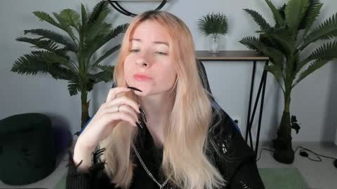 Lexi Wenford NO NUDE GODDESS online show from December 24, 6:00 am