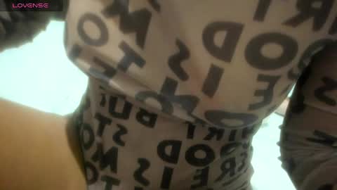 LEXXI online show from May 25, 6:51 pm