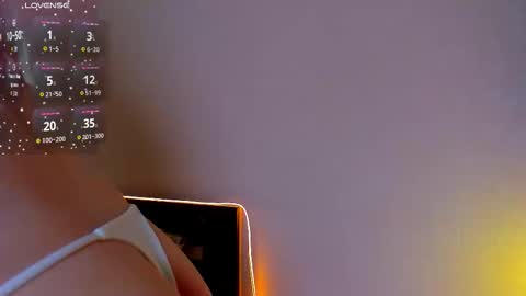 lexi miu online show from January 18, 7:21 pm