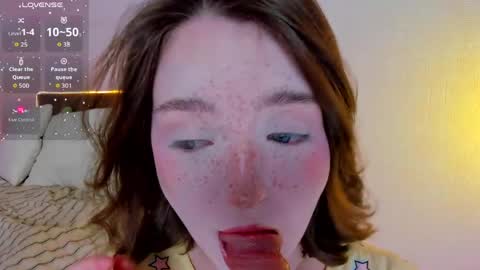lexi miu online show from May 15, 7:27 pm