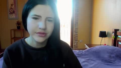 lexyswett online show from October 21, 7:23 am