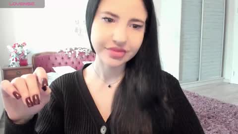 lexyswett online show from December 17, 7:12 am