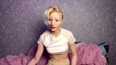 Leya online show from January 7, 10:57 pm