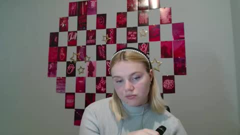 Leyla online show from November 15, 8:04 am