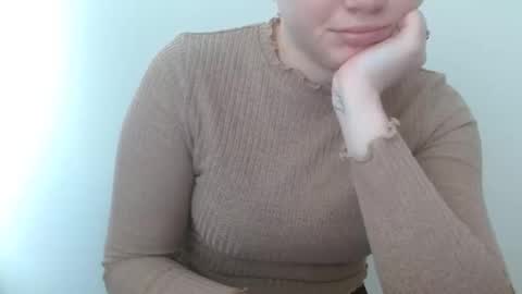 Leyla online show from May 9, 6:48 am