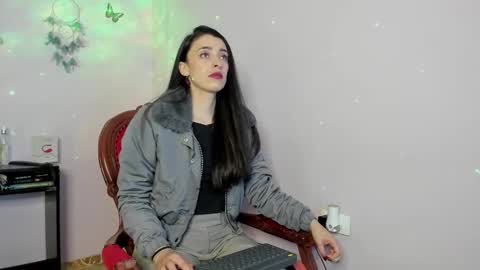 Leyna online show from March 5, 8:12 pm