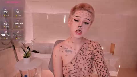 Lisa online show from October 22, 1:21 am