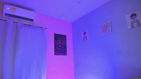 Lia 3 online show from October 25, 2:30 am