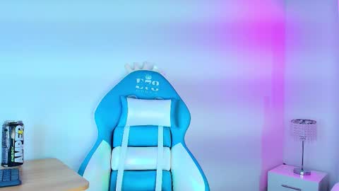 Lia  online show from March 4, 3:35 am