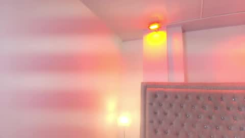 Lia  online show from May 5, 3:09 am