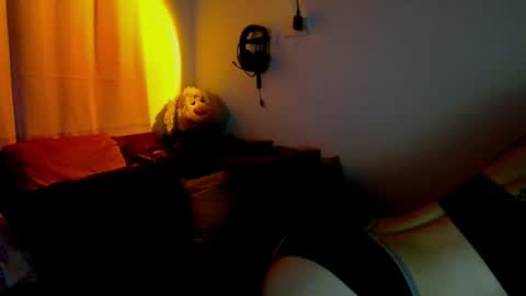 liliana online show from April 20, 5:54 am