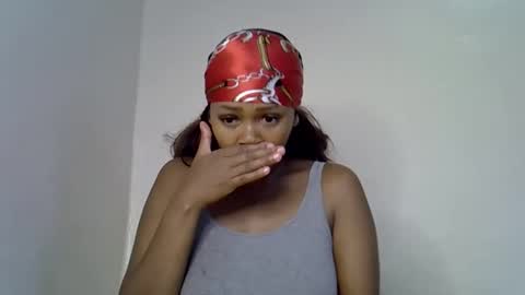 lia online show from November 22, 6:32 pm