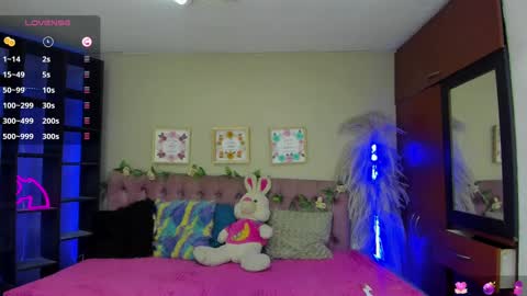 lia online show from March 3, 8:18 pm