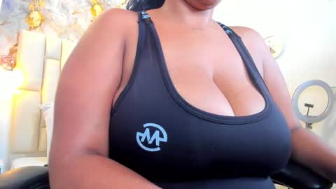 lia_mariana online show from January 15, 6:36 pm