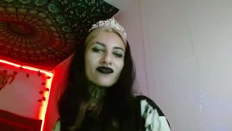 lia spicy   ig online show from May 12, 4:13 pm