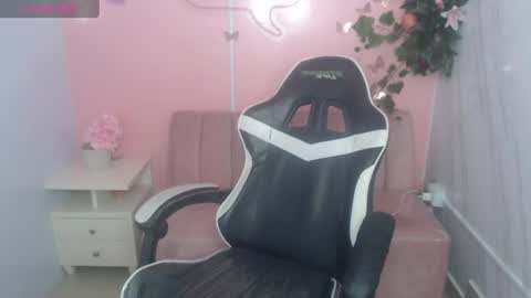 lia_rose_ch online show from July 14, 10:21 am