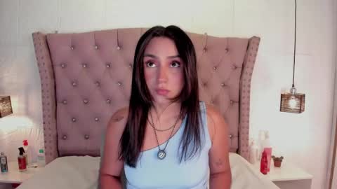 lia_sofiia online show from May 6, 9:02 am