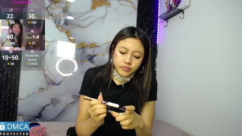 lia summer1 online show from January 29, 1:07 pm