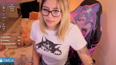 lia summer1 online show from May 22, 1:58 am