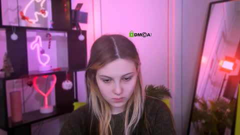 lia_winn online show from January 13, 6:19 am