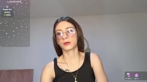 Lia  online show from December 30, 1:25 pm