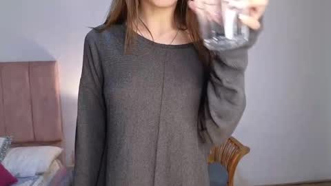 Lia  online show from December 17, 3:17 pm