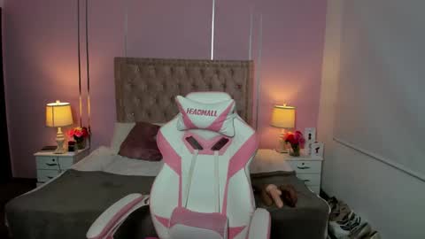 Liah online show from December 15, 10:48 pm