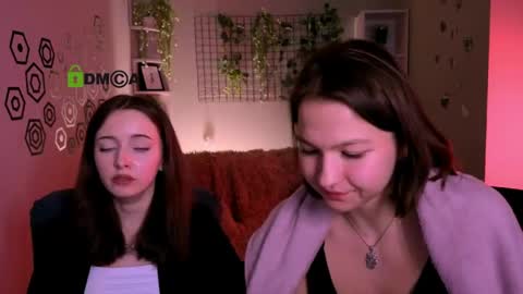 Li online show from May 19, 1:56 am
