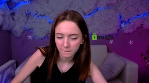 Li online show from May 15, 11:29 pm