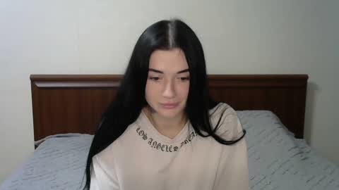 liana_diva online show from December 8, 3:35 pm
