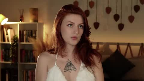 Lianna online show from March 24, 5:18 pm