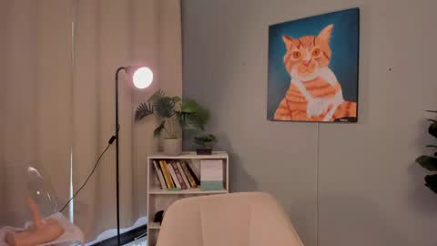 Lia online show from May 7, 4:43 pm