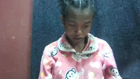 liaraisha online show from May 2, 4:49 am