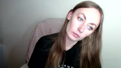 Lia online show from May 17, 12:26 pm