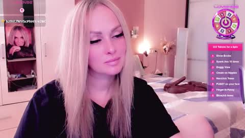 Snapshot of libby_nora chatting on September 29, 11:37 am Libby online show from September 29, 11:37 am