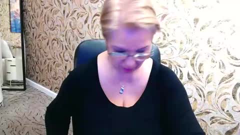 Libely online show from December 6, 10:05 am