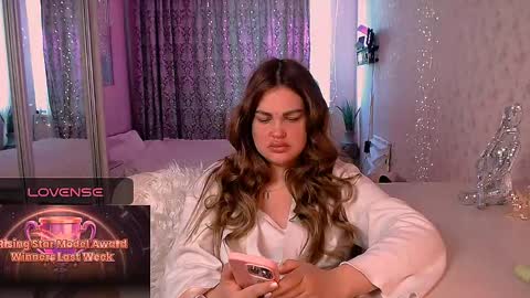 libra_mia online show from May 26, 6:13 am