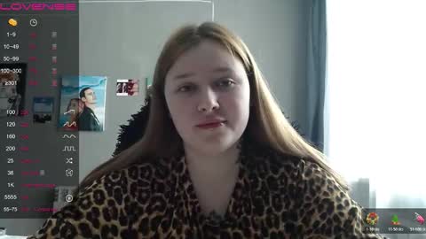 light_lunaa online show from March 8, 10:41 am