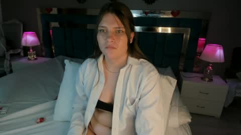 Lia online show from April 8, 6:04 am