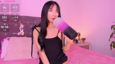 Snapshot of liittle_lollii chatting on February 2, 1:45 am Lolli Please leave a thumbs up if you like it its important to me online show from February 2, 1:45 am