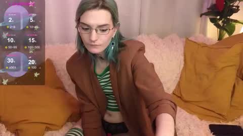 Lika online show from October 4, 3:38 pm